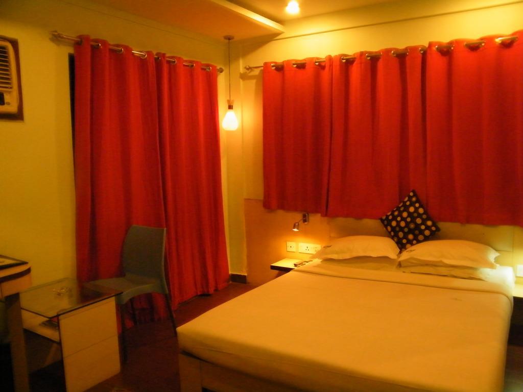 Hotel Crestwood Kalkata Pokoj fotografie