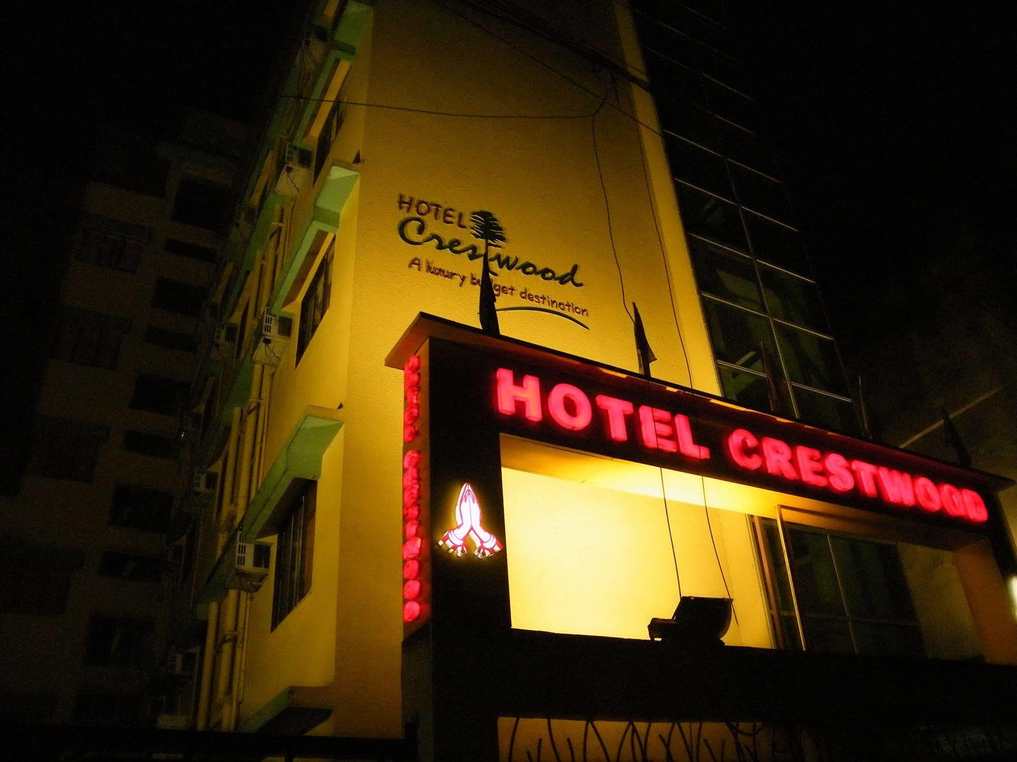 Hotel Crestwood Kalkata Exteriér fotografie